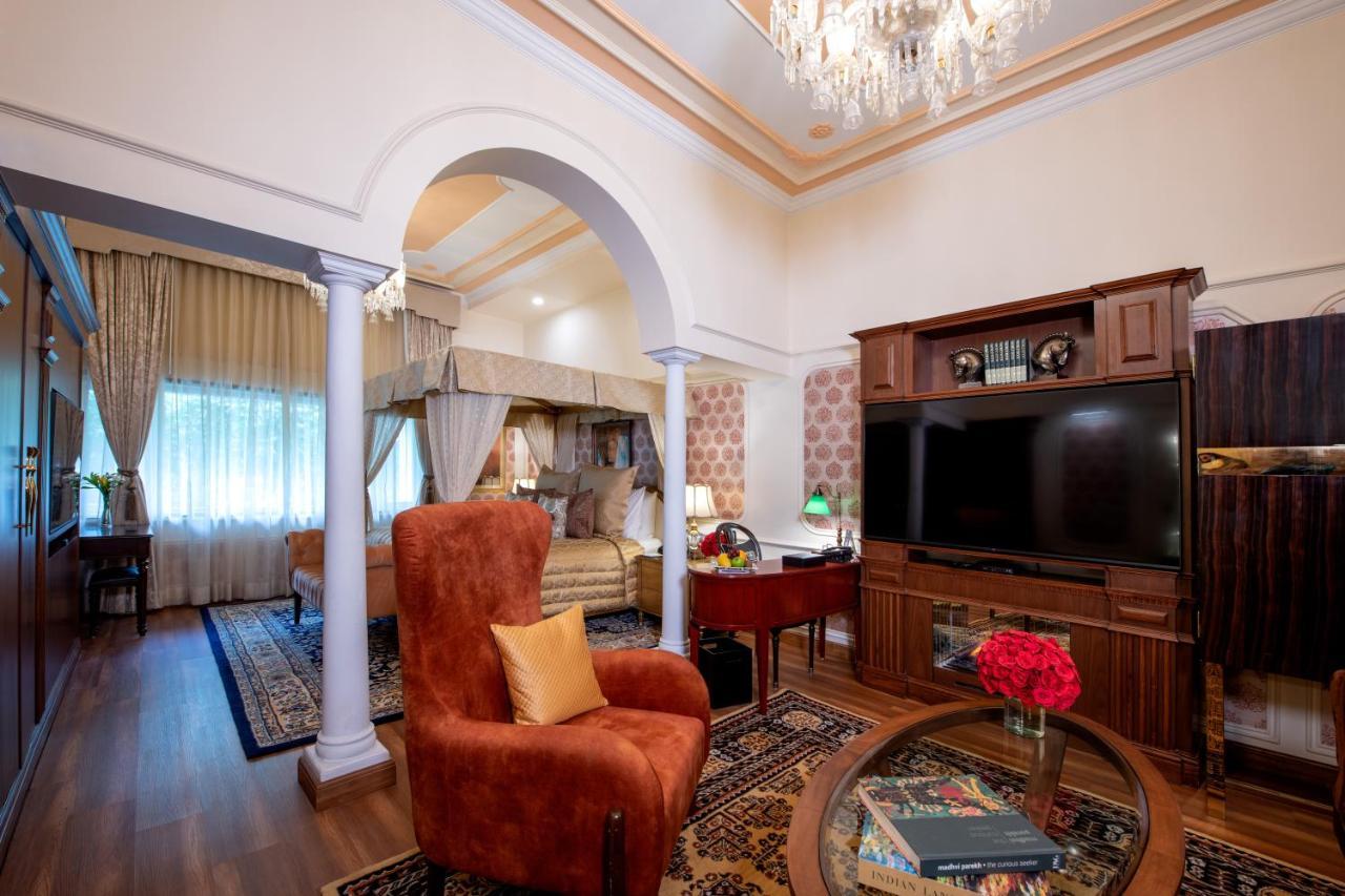 Hotel The Claridges Nueva Delhi Exterior foto A suite at the Imperial
